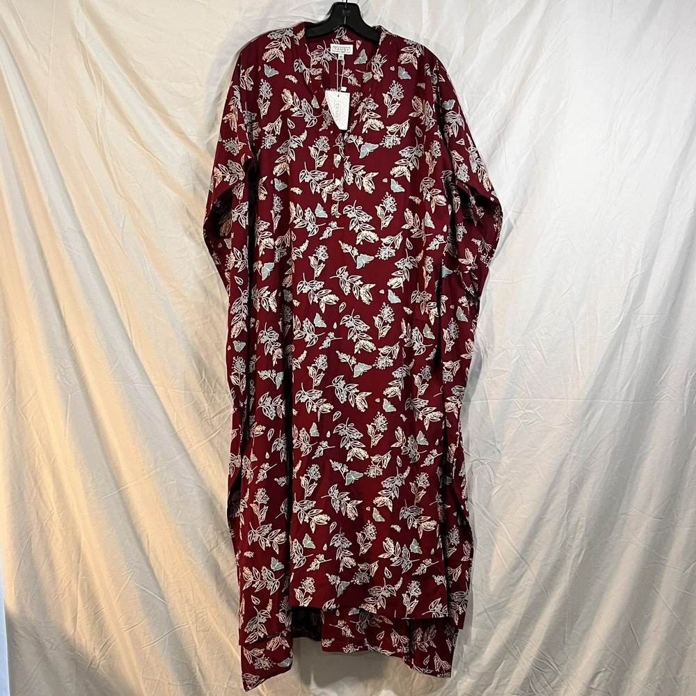 TAMSY NWT Red Boho Flower Pattern One Size Machine Washable Light Weight